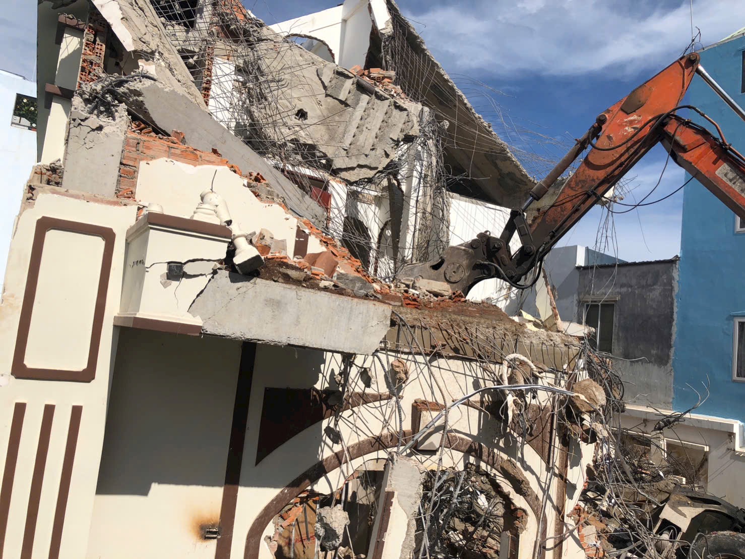 Hex logo that says "Data Science in a Box"